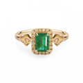 18K Yellow Gold 0.88CT Natural Emerald Shield Engagement Ring