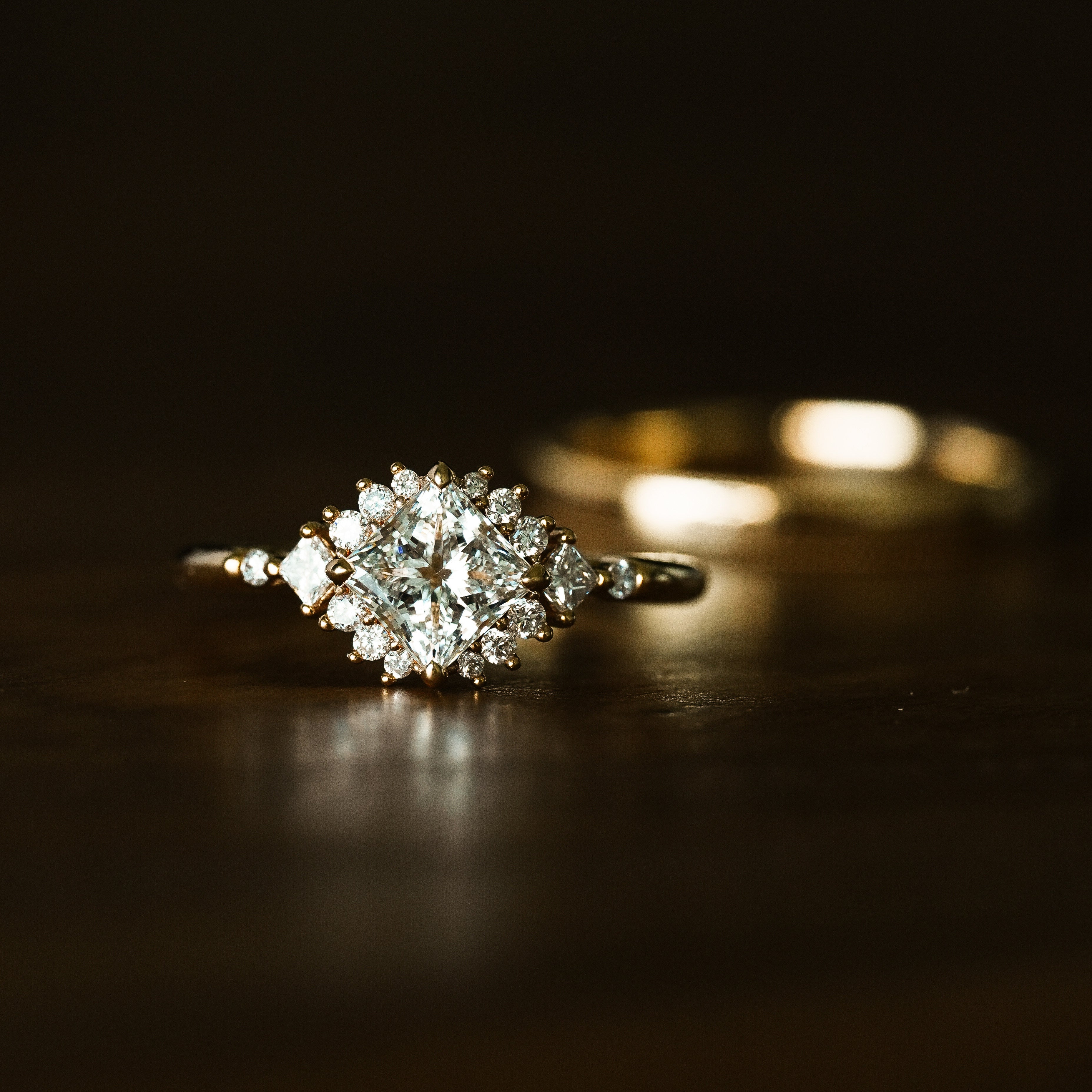 18K Yellow Gold 1.6CT Natural Princess Cut Diamond Star Halo Engagement Ring