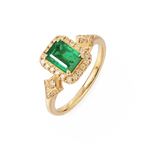 18K Yellow Gold 0.88CT Natural Emerald Shield Engagement Ring